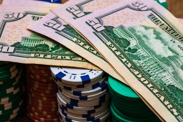 Sports betting interface showing game information and match updates